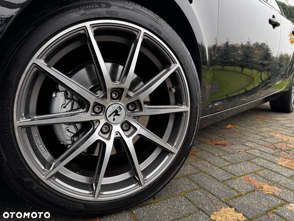 Volvo V40 T2 Kinetic - 17