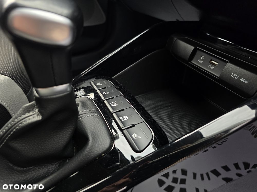 Kia Stonic 1.0 T-GDI DCT OPF Platinum Edition - 17