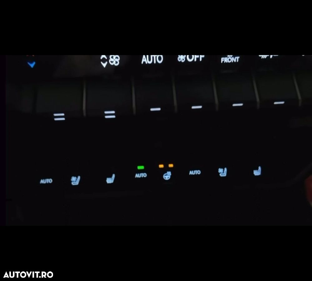 Lexus UX 250h 2.0L HEV 20H- (178 HP) 4X4 CVT Luxury - 20
