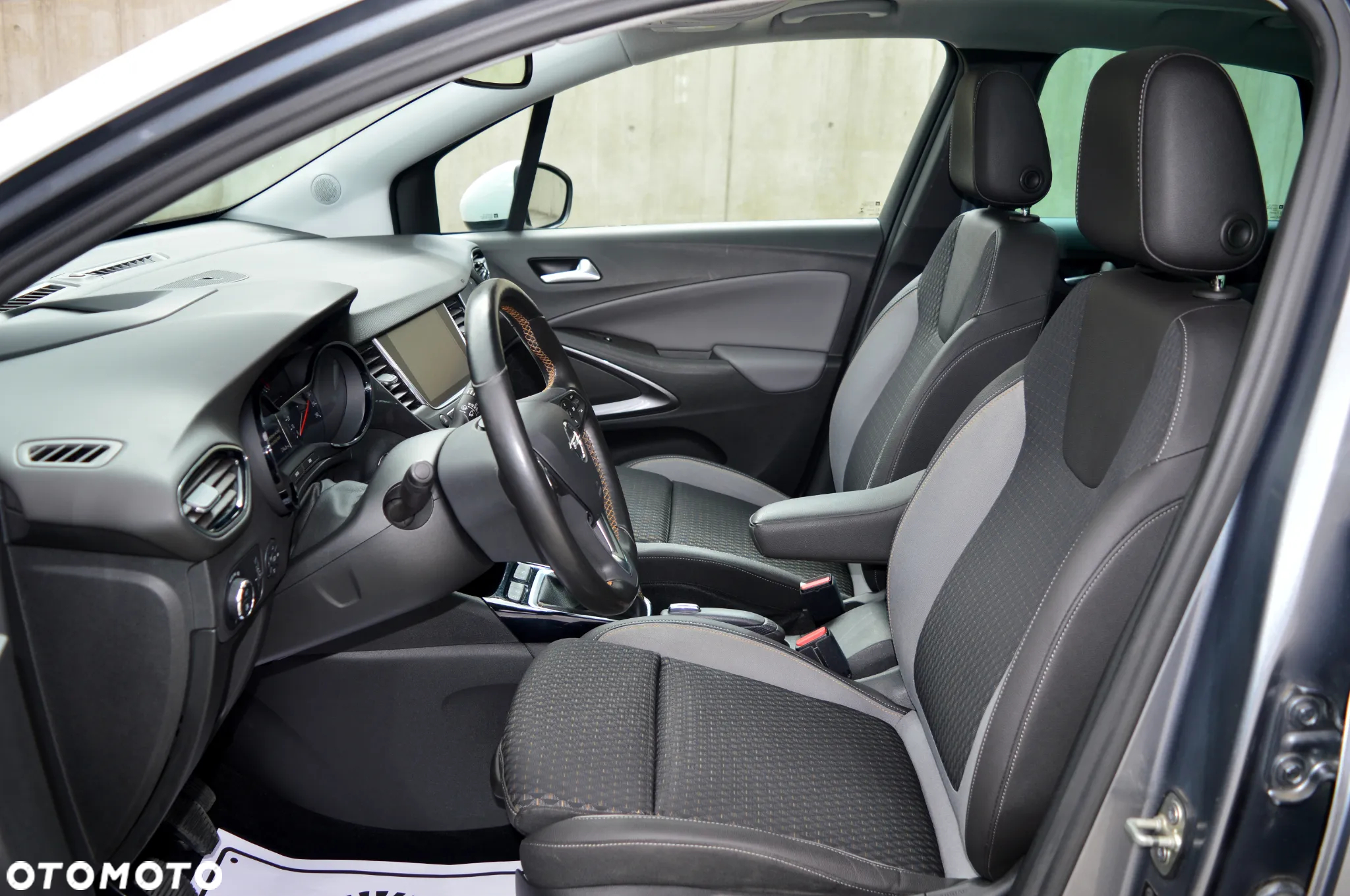 Opel Crossland X - 9