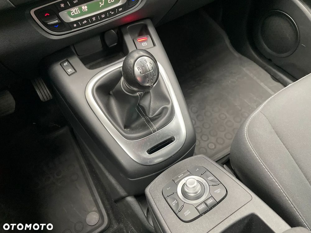 Renault Grand Scenic Gr 1.2 TCe Energy Limited - 16