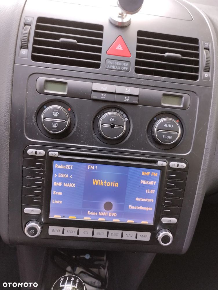 Volkswagen Touran 1.6 Conceptline - 15