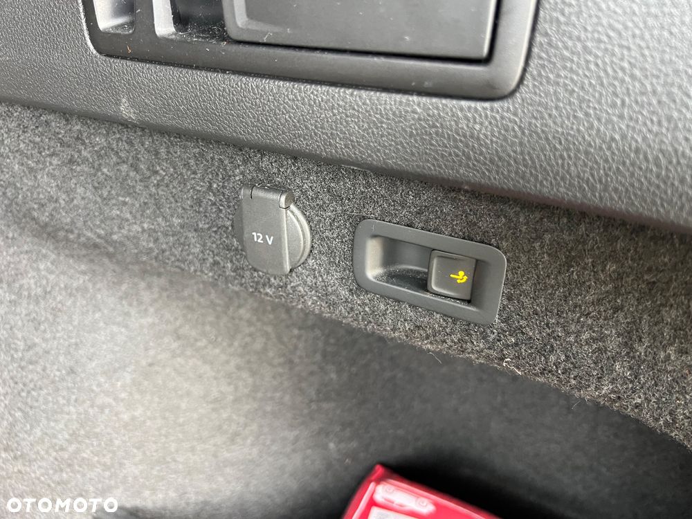 Volkswagen Passat 2.0 TDI EVO Business - 9