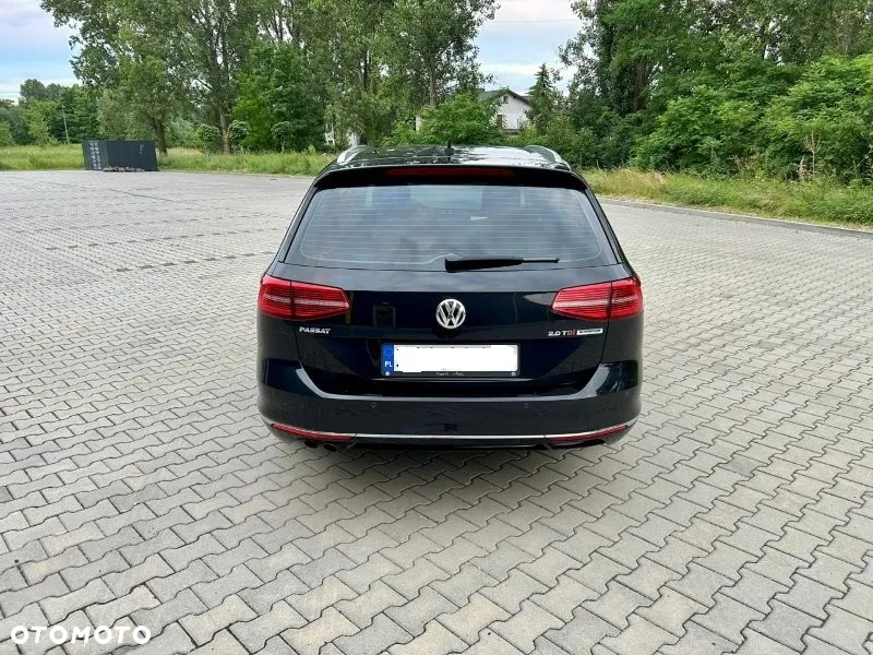 Volkswagen Passat 2.0 TDI BMT Highline - 10