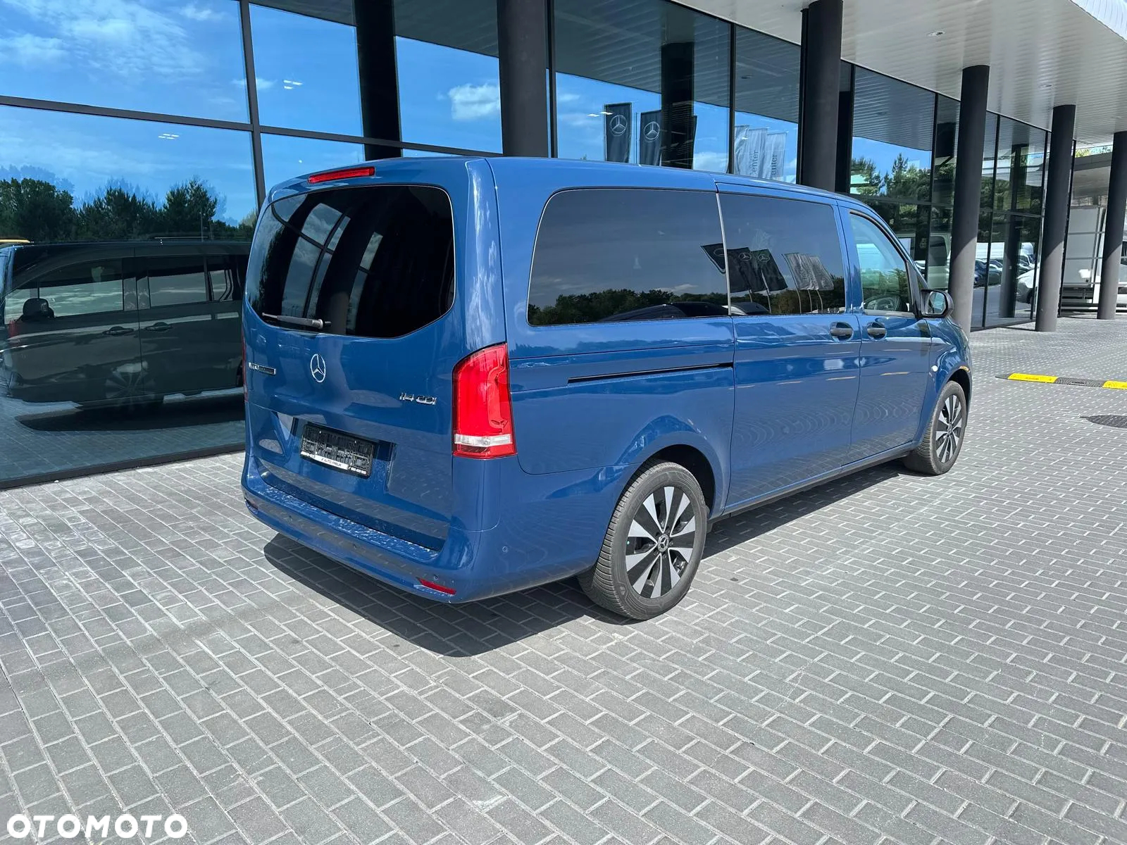 Mercedes-Benz Vito Tourer 114 CDI L2 Pro 9G-Tronic 447.703 - 11