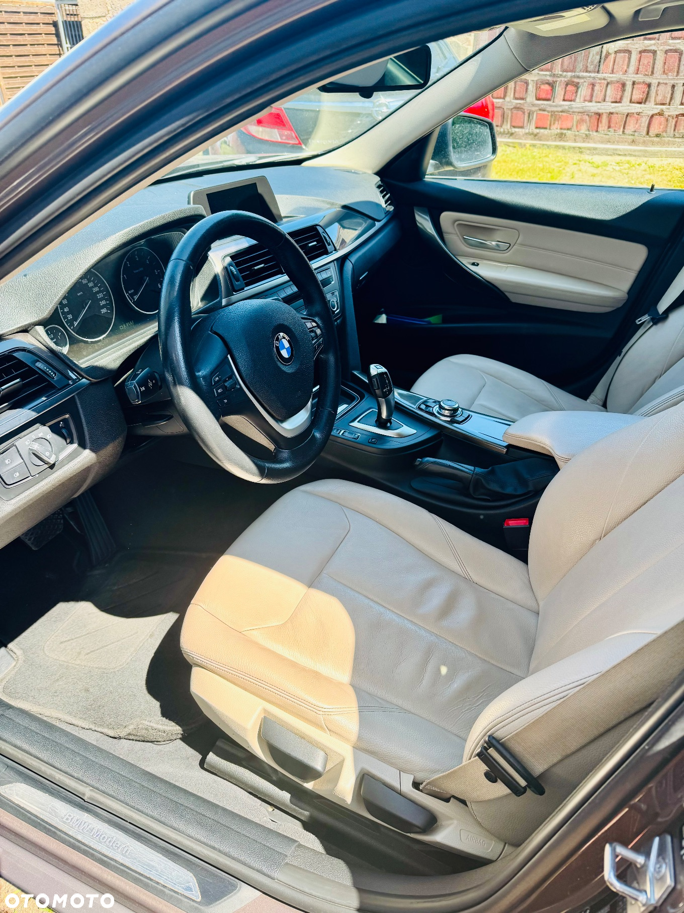 BMW Seria 3 - 16