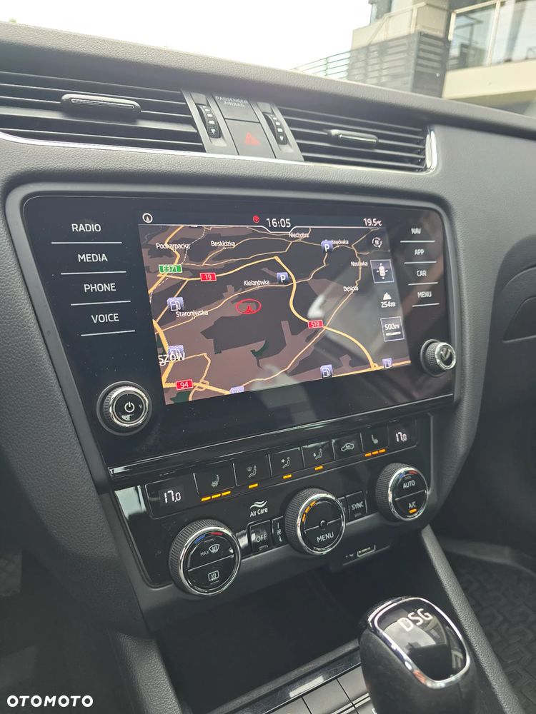 Skoda Octavia 2.0 TDI Style DSG - 23