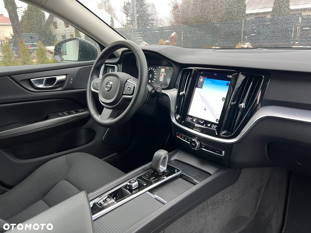 Volvo V60 B4 D Geartronic Momentum Pro - 32