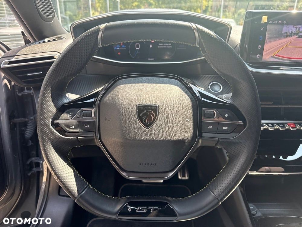 Peugeot 2008 54kWh GT - 15
