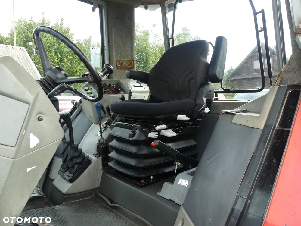 Massey Ferguson 3080 skrzynia 16x16 - 8