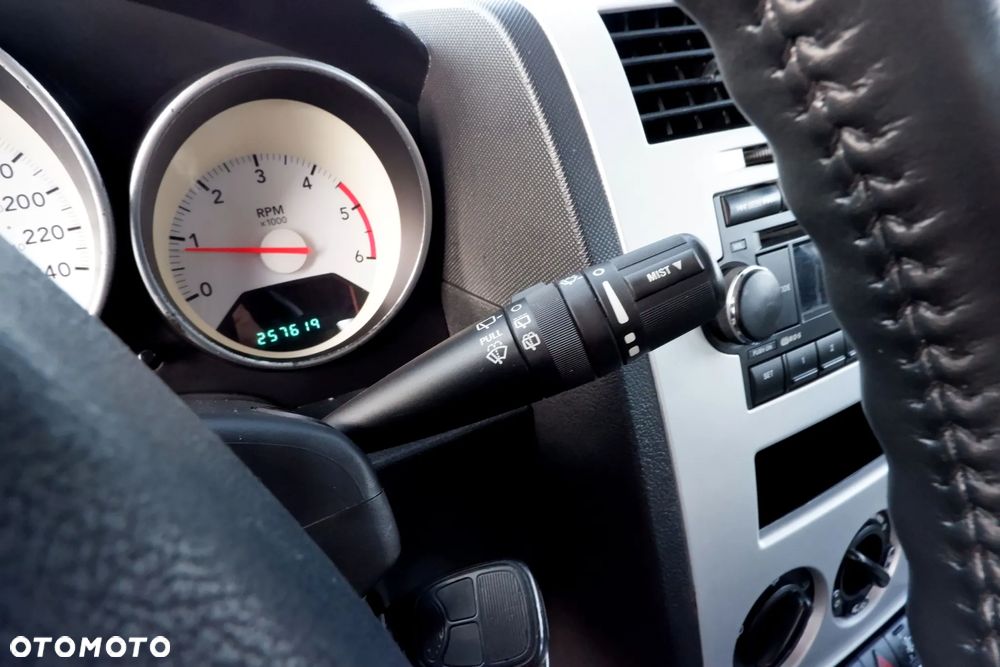 Dodge Caliber 2.0 CRD SXT - 19