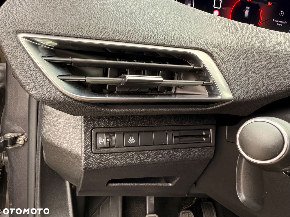 Peugeot 3008 1.5 BlueHDi Allure S&S - 31