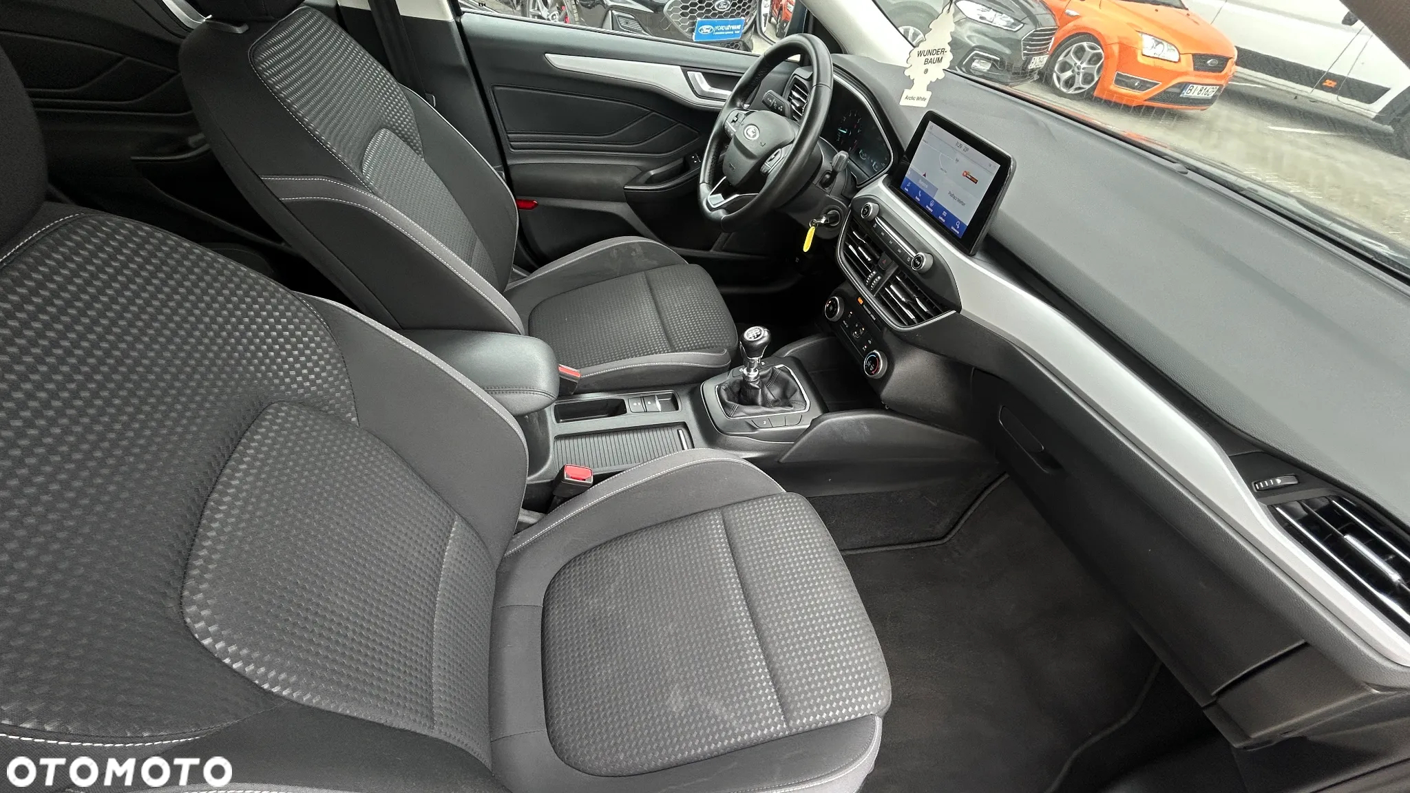 Ford Focus 1.0 EcoBoost Trend - 22