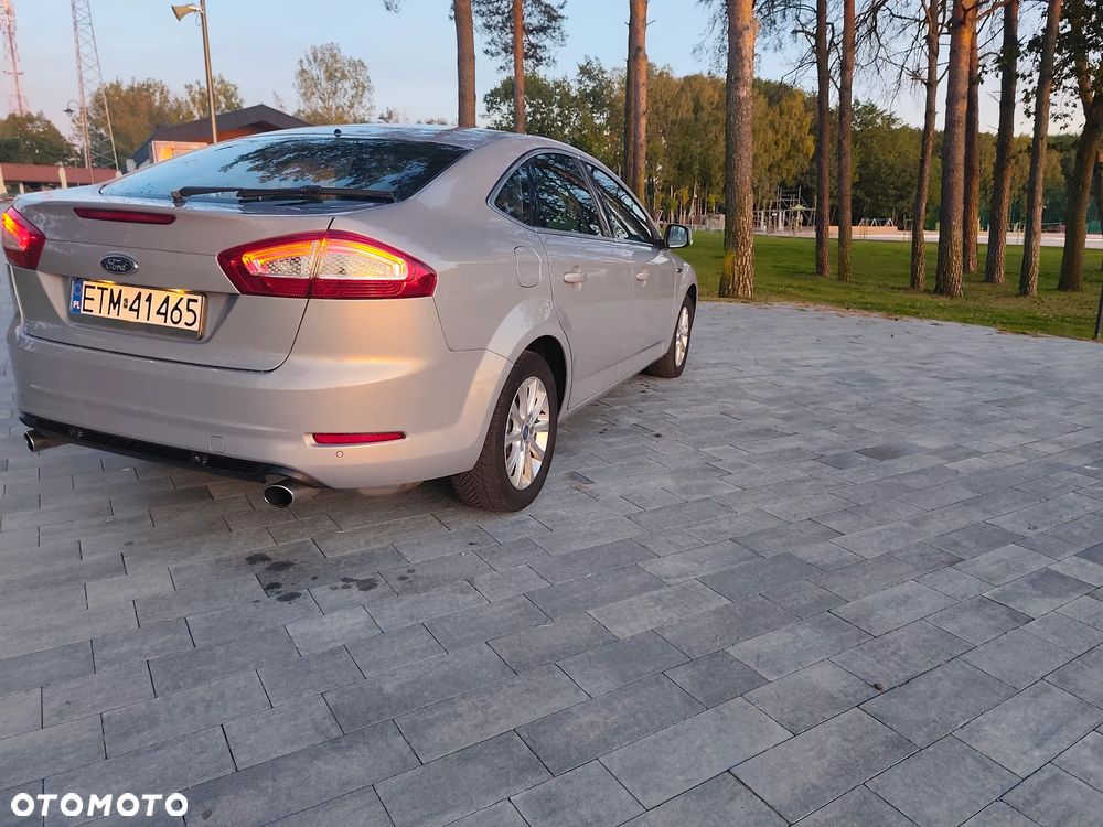 Ford Mondeo 2.0 EcoBoost Titanium - 3