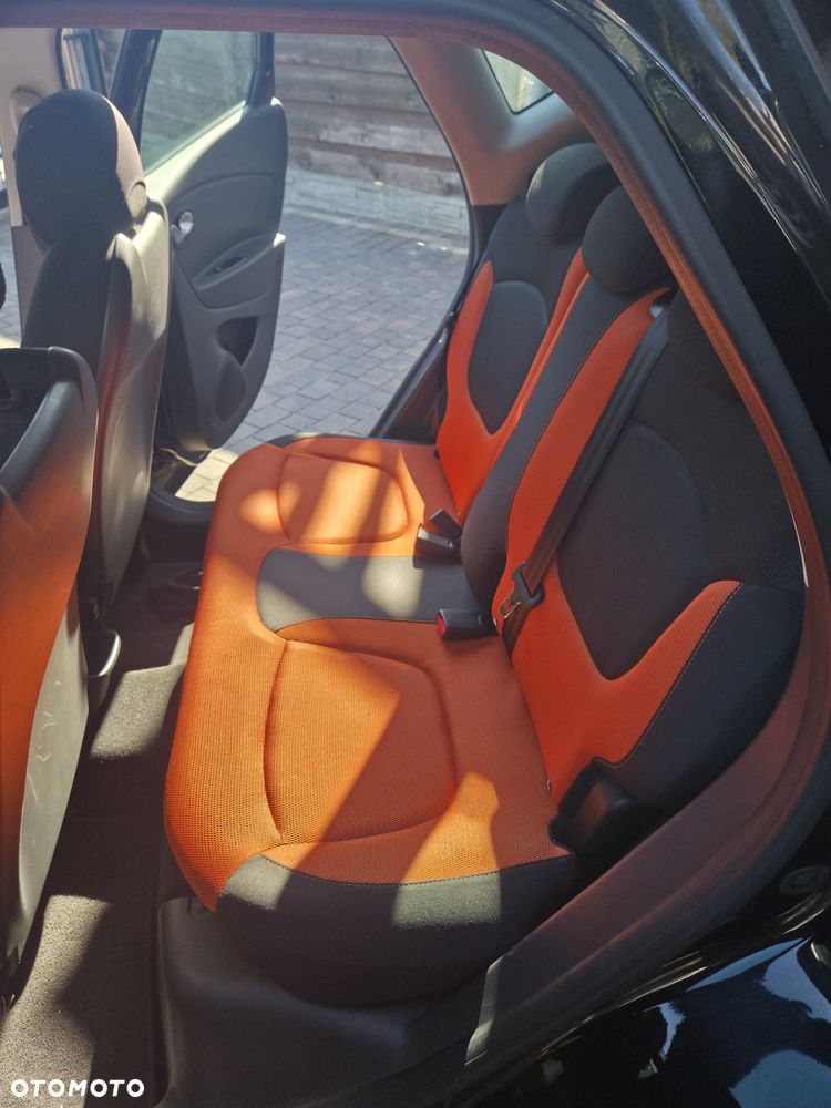 Renault Captur - 15