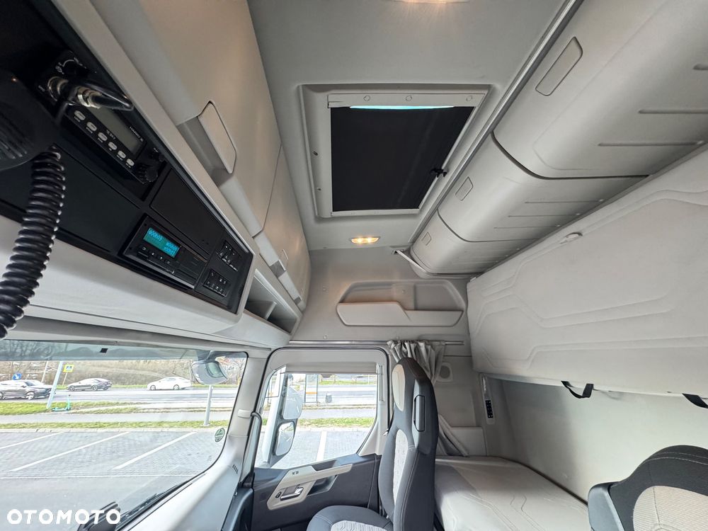 Ford F-MAX - 37