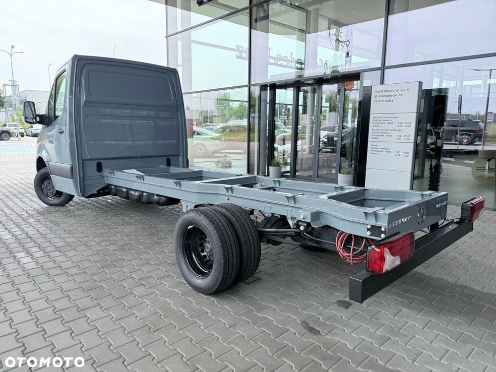 Mercedes-Benz Sprinter 517 cdi długi 4325 mm. - 6