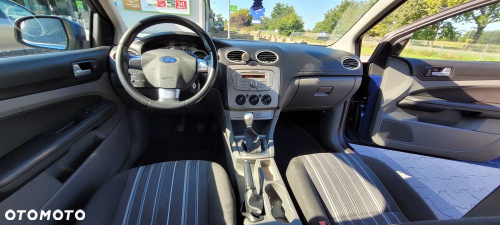 Ford Focus - 12