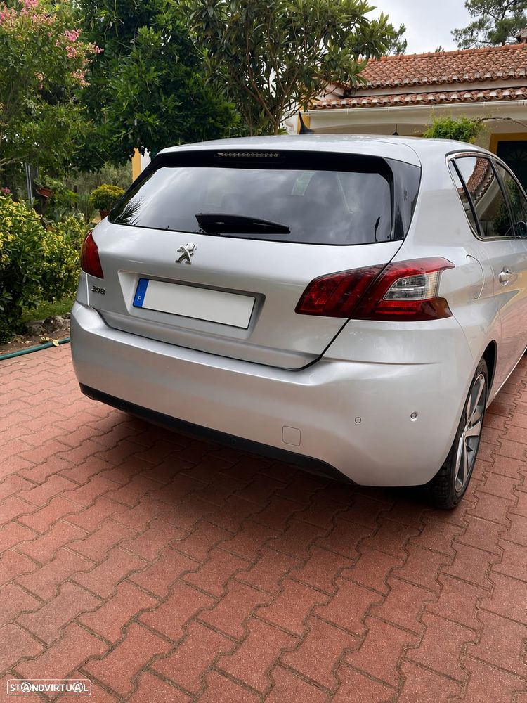 Peugeot 308 - 6