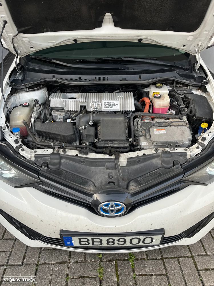 Toyota Auris Touring Sports - 15