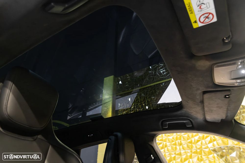 Porsche Taycan Cross Turismo Turbo S - 52