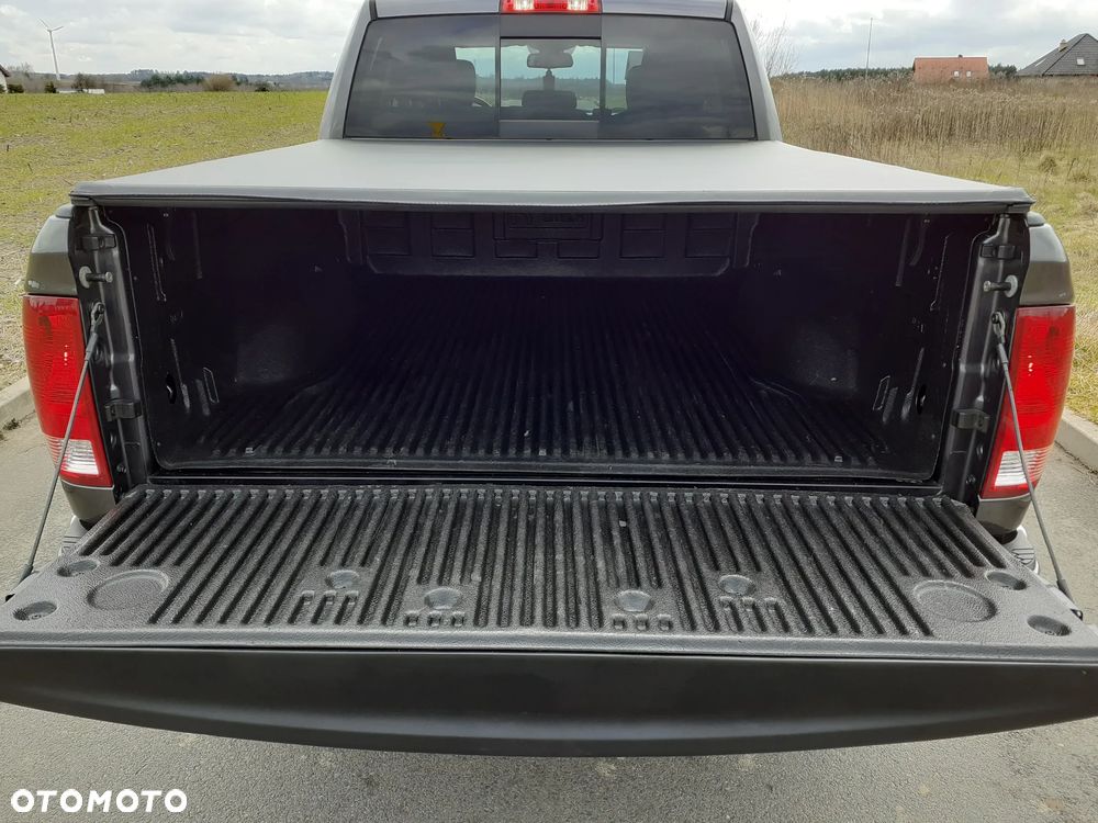 Dodge RAM 1500 5.7 4x4 - 6