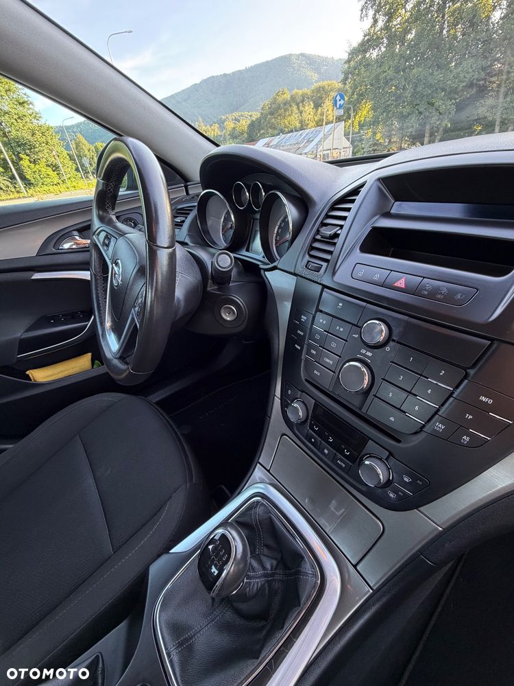 Opel Insignia 1.8 - 13