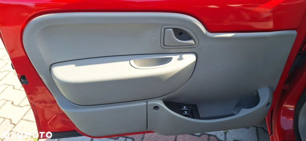 Renault Kangoo dCi 70 Authentique - 24