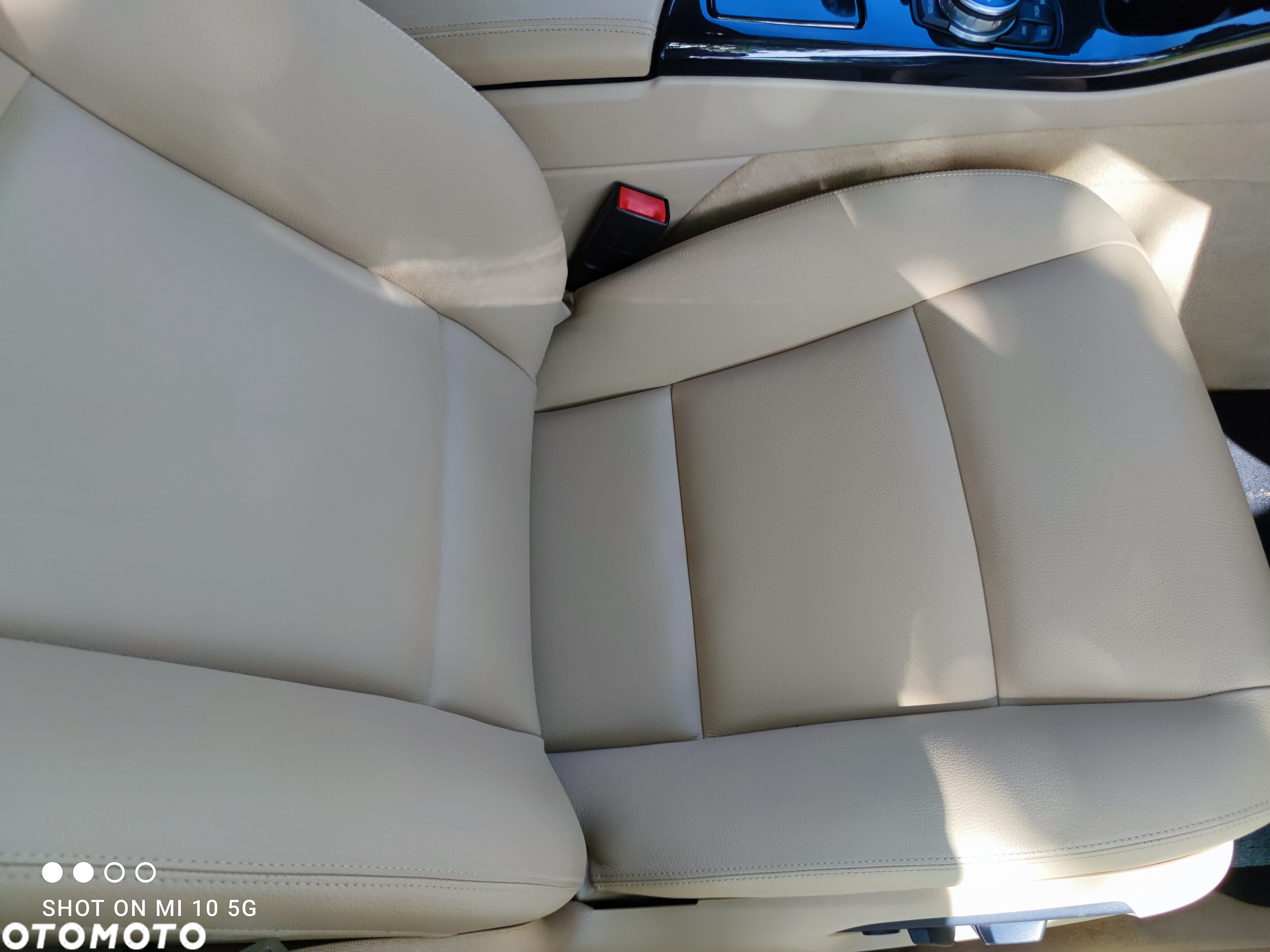 BMW Seria 5 520d Touring - 17