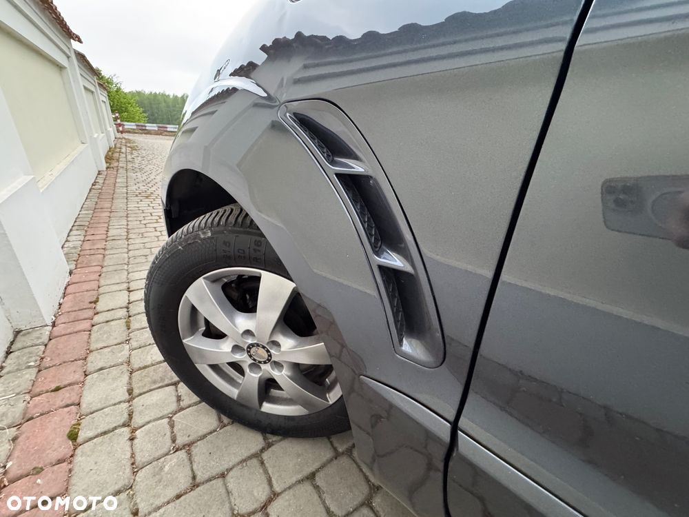 Ford S-Max - 9