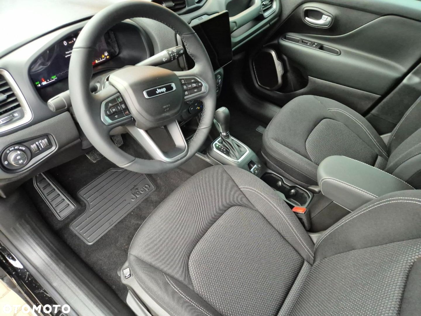 Jeep Renegade - 11