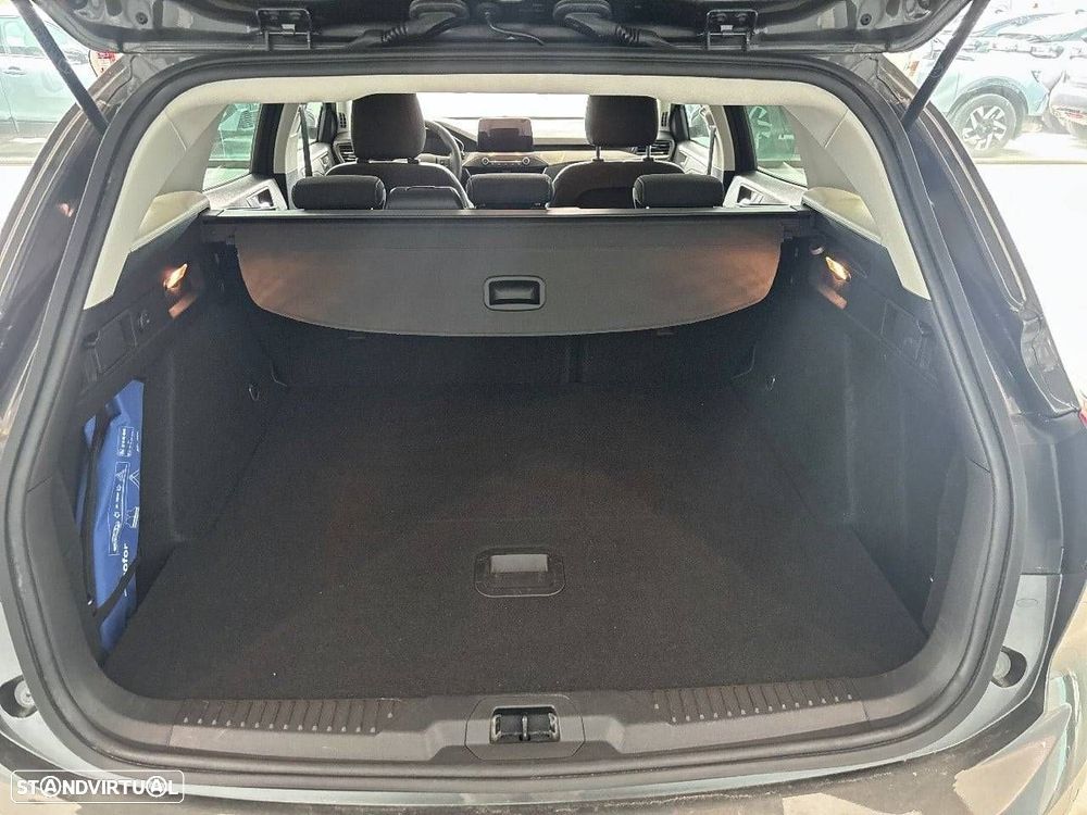Ford Focus 1.5 TDCi ECOBlue Titanium - 6