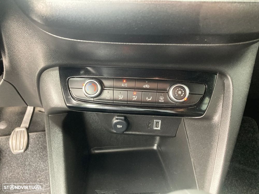 Opel Corsa 1.2 T GS - 28