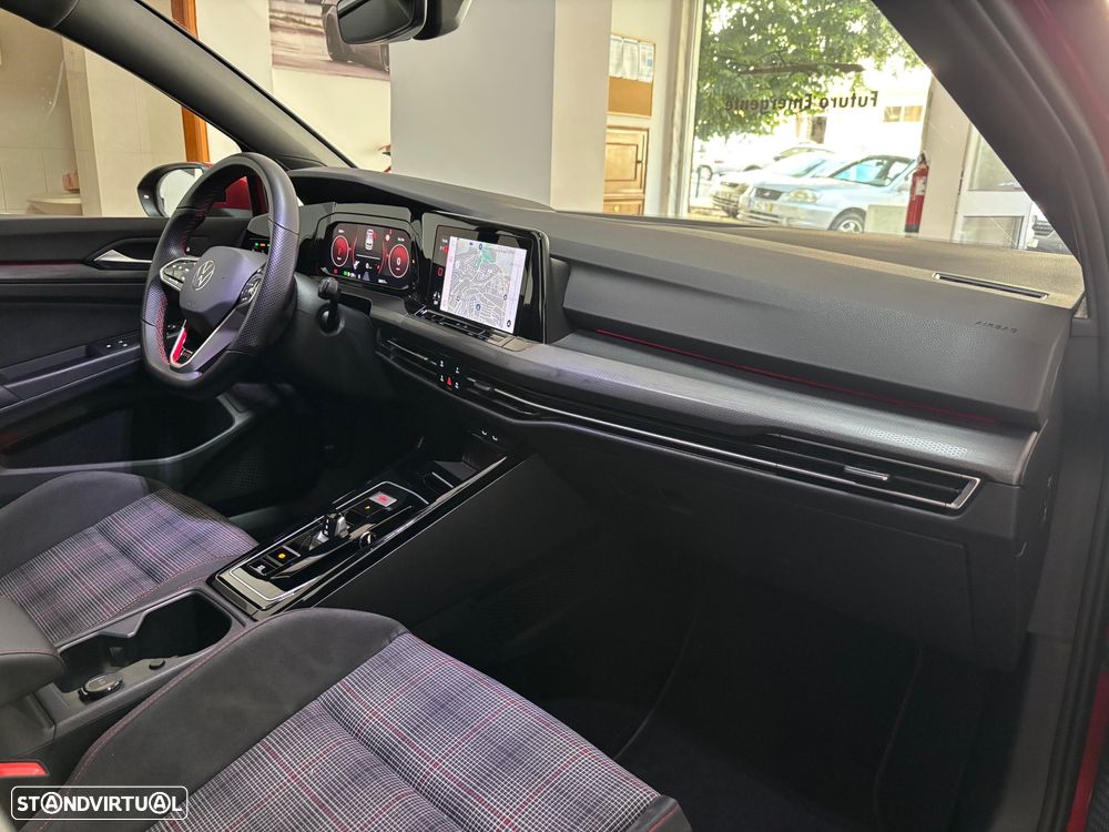 VW Golf 2.0 TSI OPF DSG GTI - 13