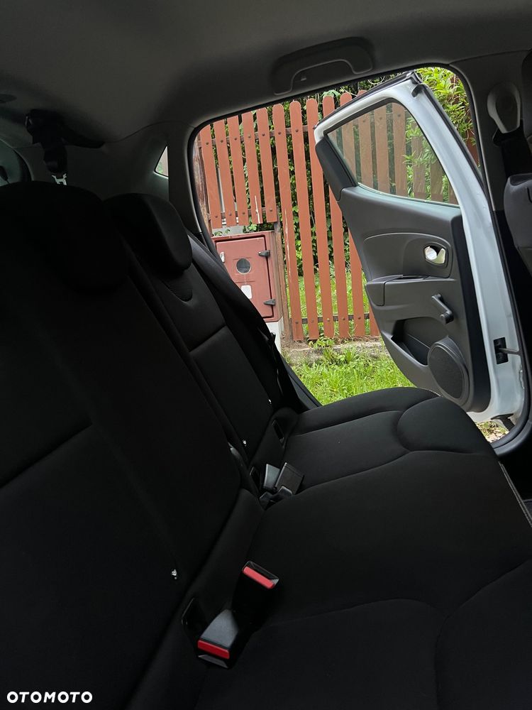 Renault Clio 0.9 TCe Business - 11