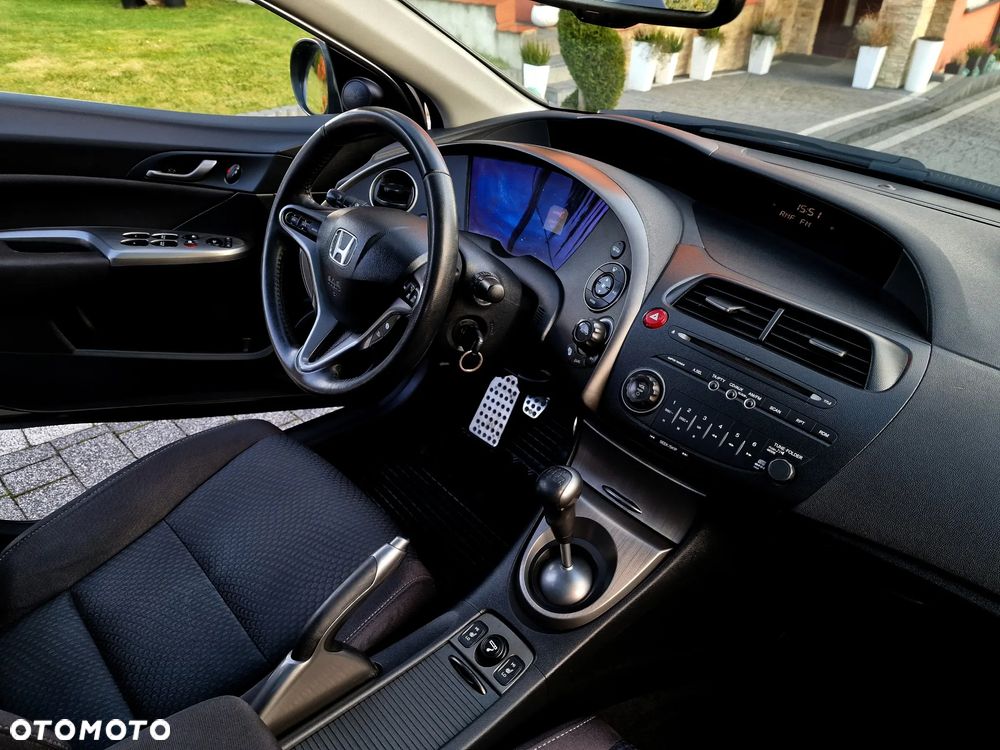 Honda Civic 1.8 Sport - 25