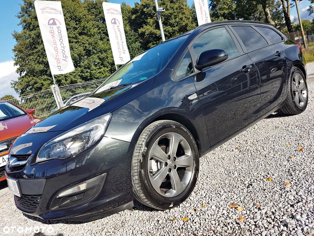 Opel Astra 1.4 Turbo Design Edition - 27