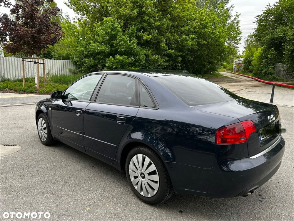 Audi A4 Limousine 2.0 TDI DPF multitronic - 8