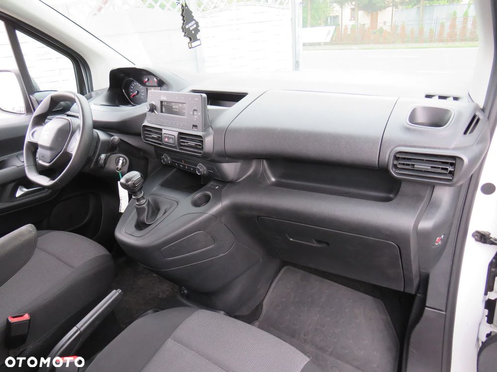 Peugeot Rifter 1.5 BlueHDI Allure Pack S&S - 32