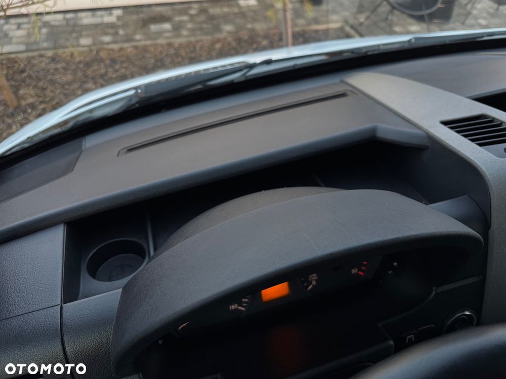 Mercedes-Benz Sprinter - 21