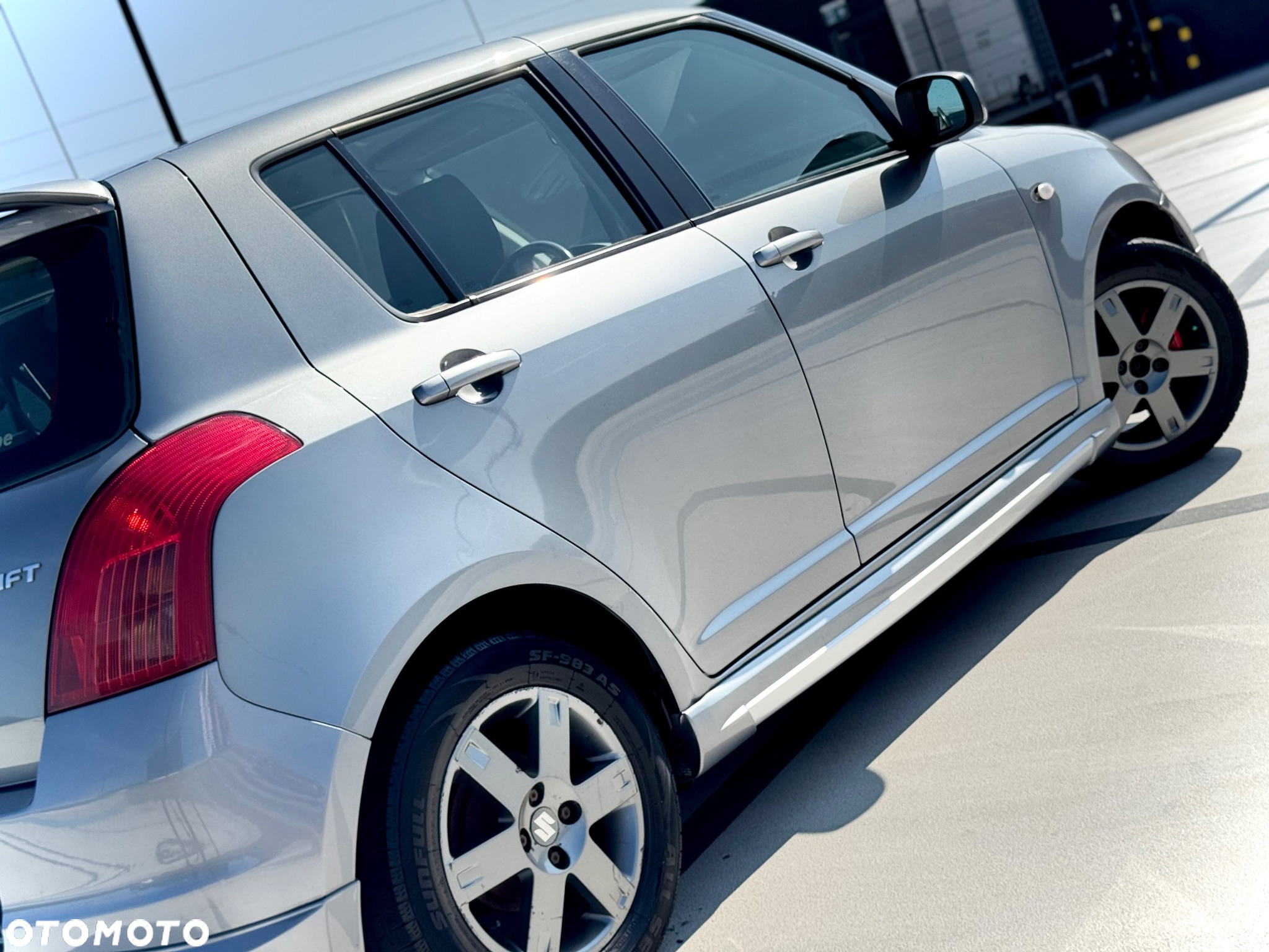 Suzuki Swift 1.3 GLX / Comfort - 27