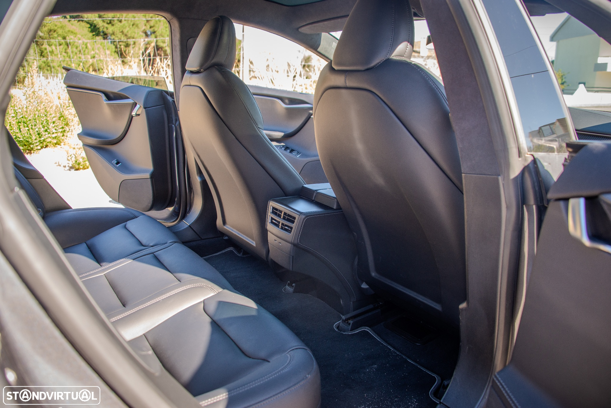 Tesla Model S Performance - 39
