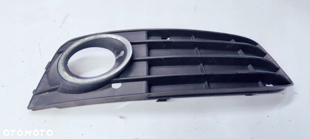 KRATKA ZDERZAKA PRAWA AUDI A4 B8 8KD807682 - 4
