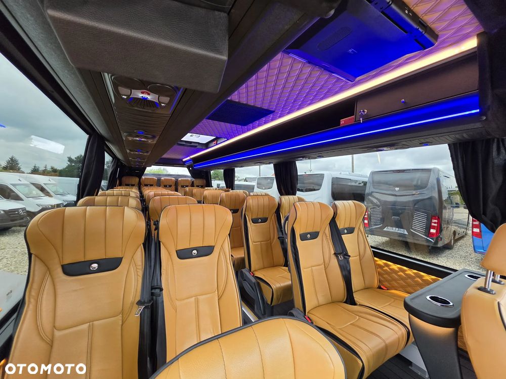 Mercedes-Benz Żak MB Sprinter - 13