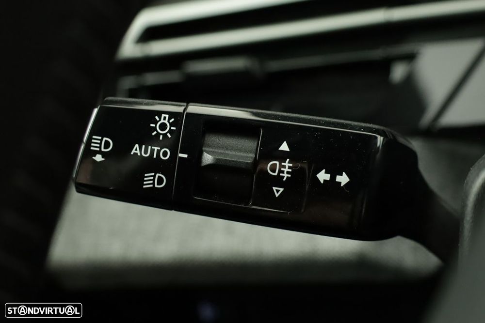 Peugeot 5008 1.2 Hybrid Allure e-DCS6 - 15