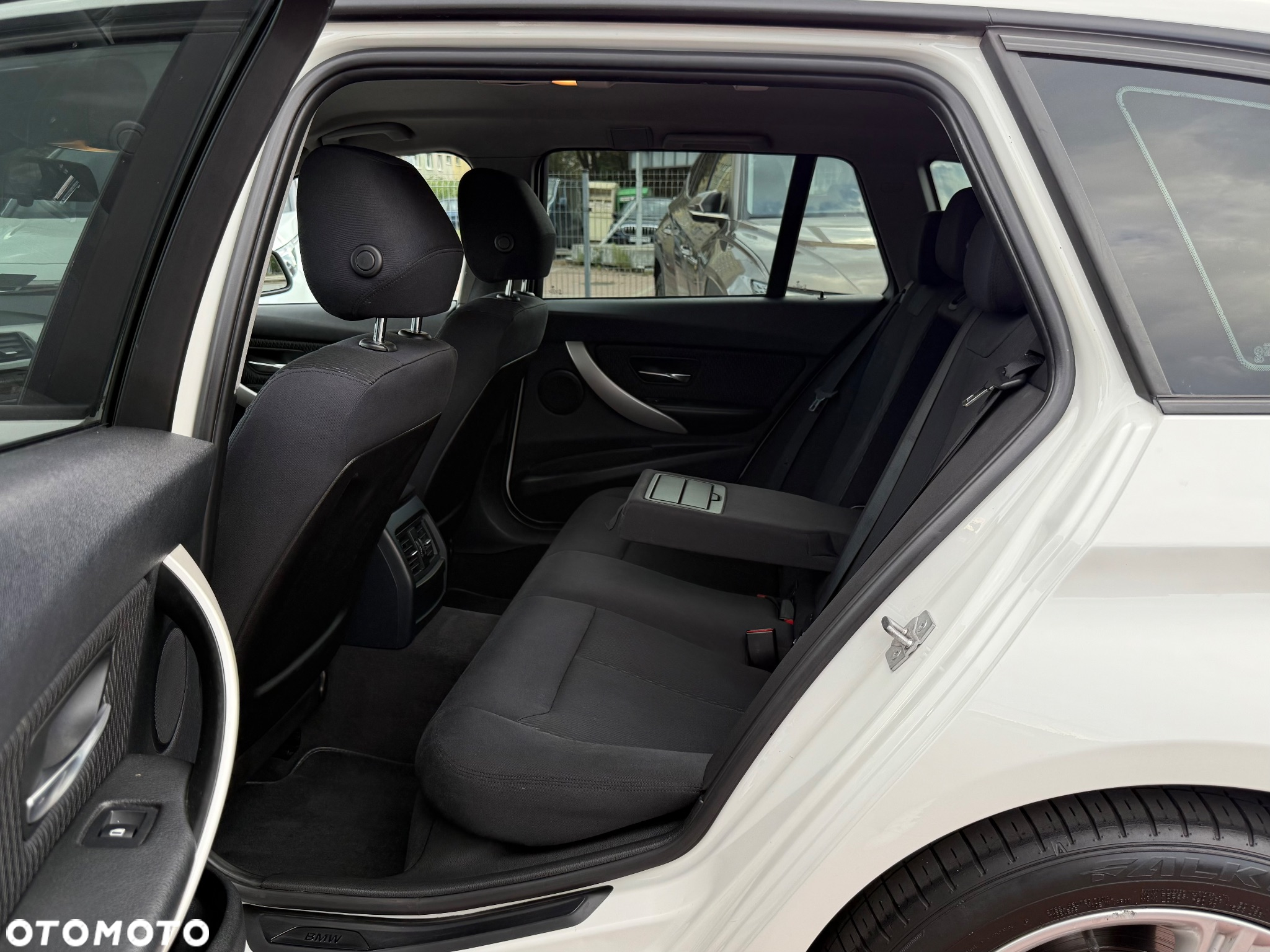 BMW Seria 3 - 24