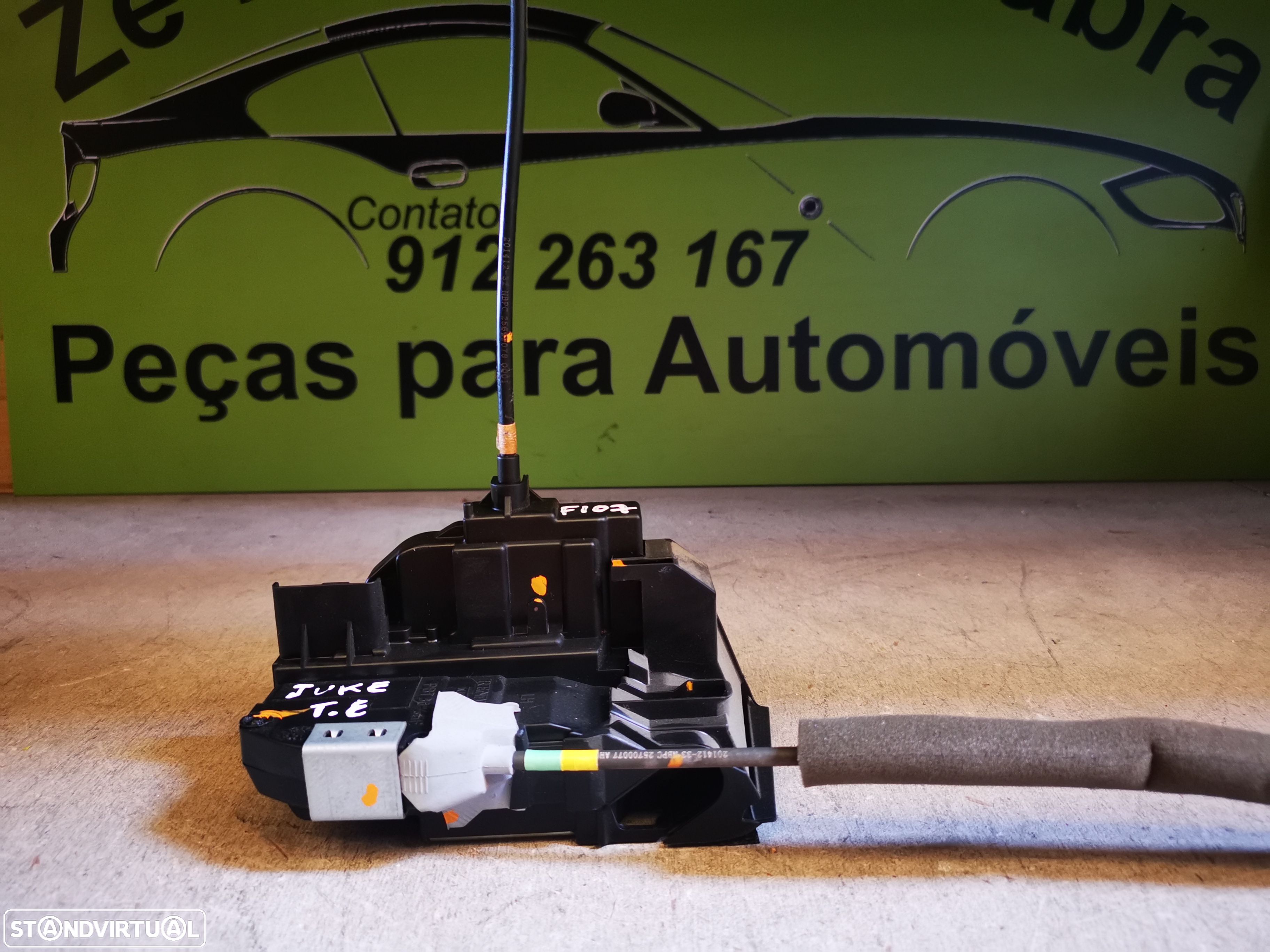 NISSAN JUKE FECHADURA PORTA TRÁS ESQUERDA - F107 - 1