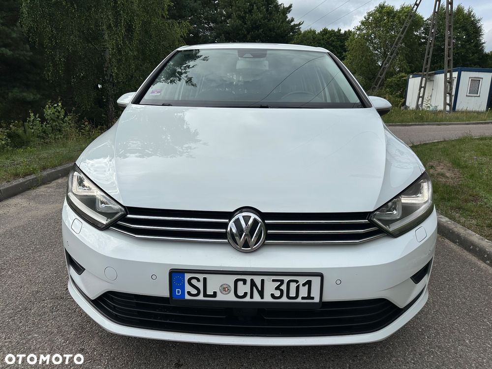 Volkswagen Golf - 2