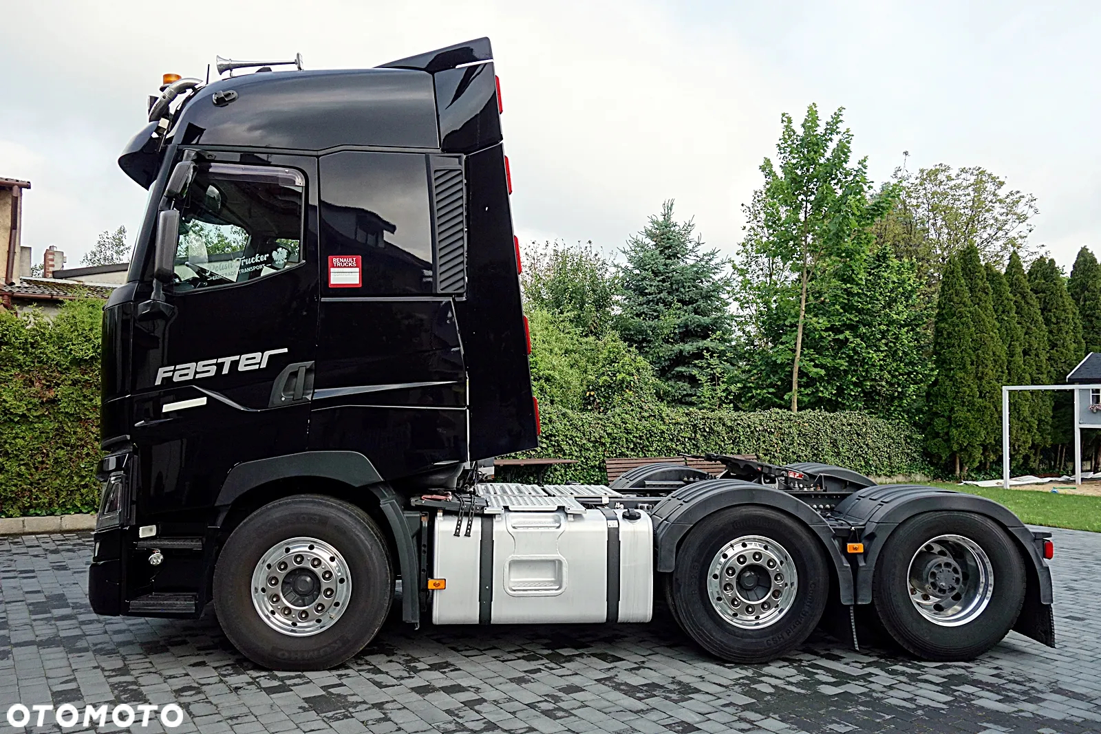 Renault GAMA T520 PUSCHER DMC 70T OŚ SKRĘTNA PODNOSZONA WYSOKA KABINA ALUFELGI KLIMA POSTOJOWA - 6