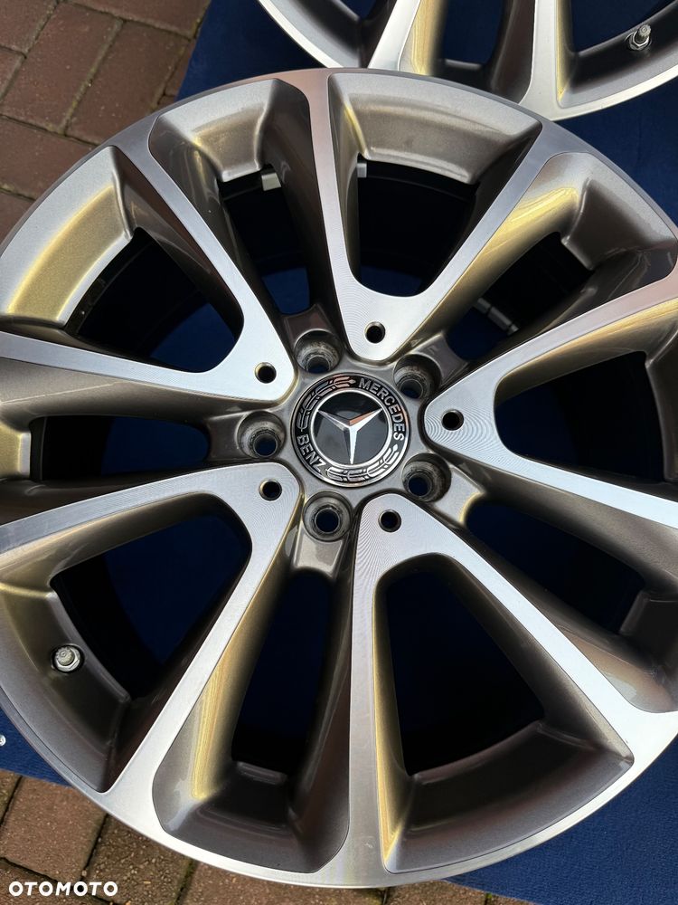 Felgi 18” Mercedes E Klasa 8” ET43 5x112 z czujnikami ciśnienia – 66,6 otwór - 5